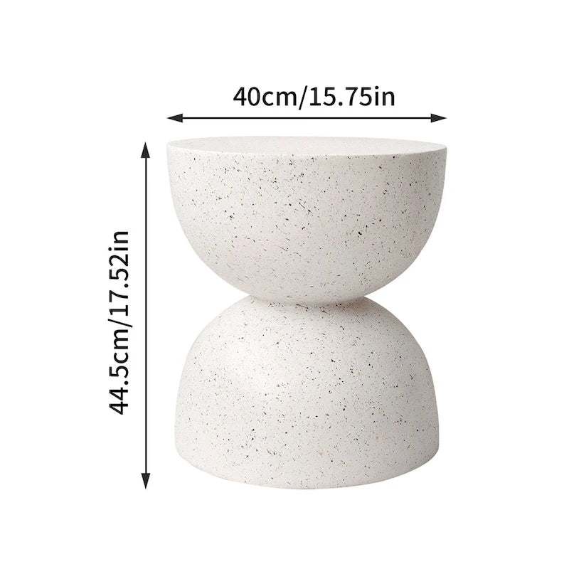 Tavolino in cemento leggero con design effetto macchiato, da interni ed esterni