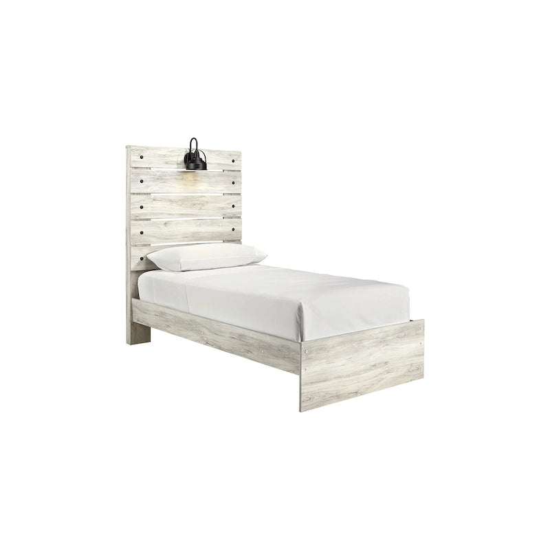 Letto in legno sbiancato